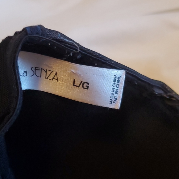 lingerie top.with bra built in - Picture 3 of 3